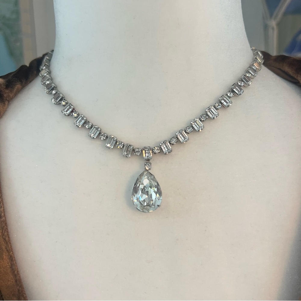 Rhinestone Silver Necklace with Teardrop Pendant